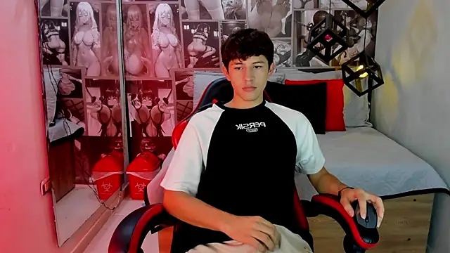 Snapshot of Christian_Foxx chatting on May 2, 2026, 9:53 pm Christian Foxx online show from May 2, 2026, 9:53 pm
