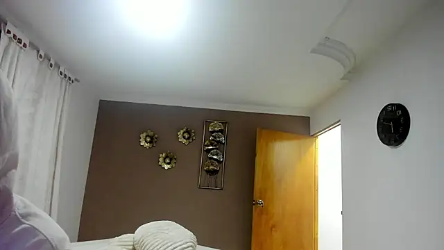 neyder sanz online show from February 12, 2026, 11:49 am