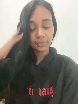 Snapshot of bruxinhadeblairrr chatting on June 27, 2026, 11:32 pm bruxinhadeblairrr online show from June 27, 2026, 11:32 pm