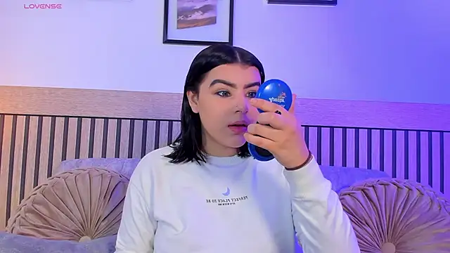 Madisson West online show from February 7, 2026, 11:25 am