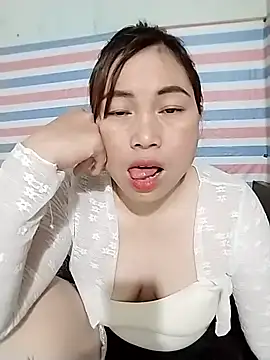 cong1122 online show from March 12, 2026, 6:08 am