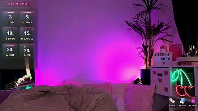 Snapshot of KatherineSwan chatting on February 25, 2026, 6:50 pm KatherineSwan online show from February 25, 2026, 6:50 pm