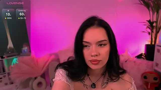 Snapshot of KatherineSwan chatting on March 12, 2026, 7:31 pm KatherineSwan online show from March 12, 2026, 7:31 pm