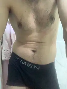 Snapshot of seko_25 chatting on March 31, 2026, 2:28 pm seko 25 online show from March 31, 2026, 2:28 pm