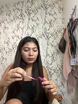 Jam morena  online show from April 26, 2026, 2:31 am