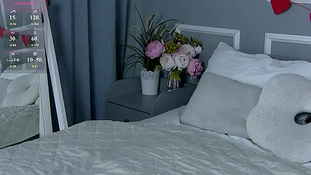 Snapshot of AngelaCox chatting on June 22, 2026, 6:10 am AngelaCox online show from June 22, 2026, 6:10 am