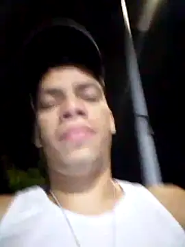 Andres sant  online show from April 29, 2026, 12:05 am