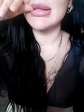 wildbeautiful online show from February 4, 2026, 10:43 am