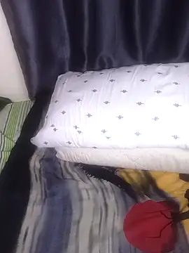 Snapshot of Sisy2026 chatting on April 5, 2026, 2:36 pm Sisy2026 online show from April 5, 2026, 2:36 pm