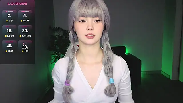 PONKY PINKY online show from May 5, 2026, 2:41 am