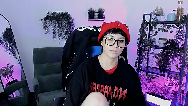 Snapshot of NeoGeisha chatting on April 9, 2026, 1:16 pm NeoGeisha online show from April 9, 2026, 1:16 pm