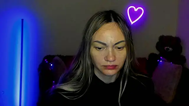 BlondMikey22 online show from May 2, 2026, 5:23 am