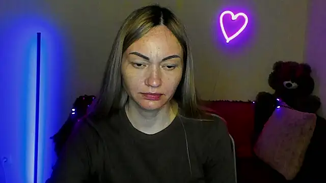 BlondMikey22 online show from May 6, 2026, 11:26 am