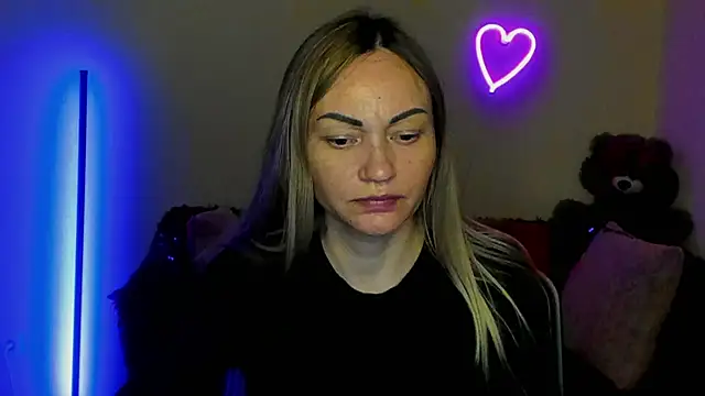 BlondMikey22 online show from May 7, 2026, 11:26 am