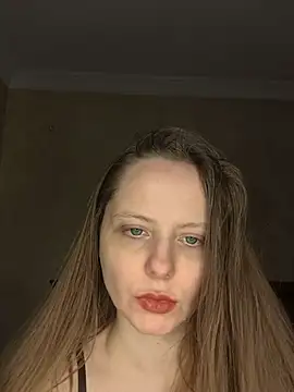 Lily Marin online show from February 5, 2026, 6:01 pm