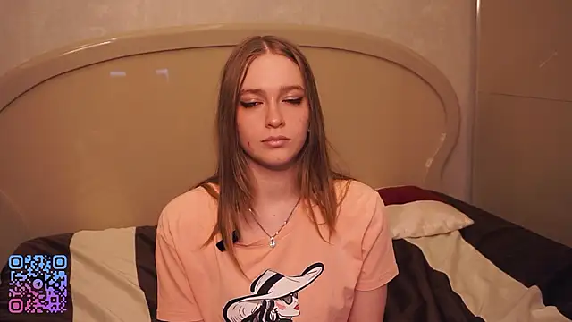 Snapshot of RowenaIanniello chatting on March 10, 2026, 6:46 pm RowenaIanniello online show from March 10, 2026, 6:46 pm