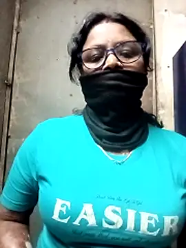 Anushka096 online show from February 9, 2026, 2:54 pm