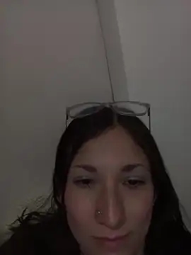 vane coral online show from May 16, 2026, 3:14 am