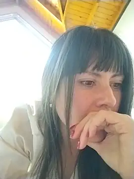 Lyonette reading1 online show from March 15, 2026, 4:13 pm