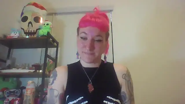 fancyxxfaye online show from February 4, 2026, 4:57 pm