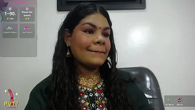 yaazhinii online show from June 23, 2026, 11:52 am