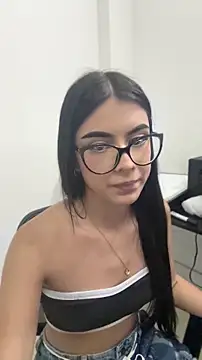 Lili Stone  online show from April 10, 2026, 5:45 am