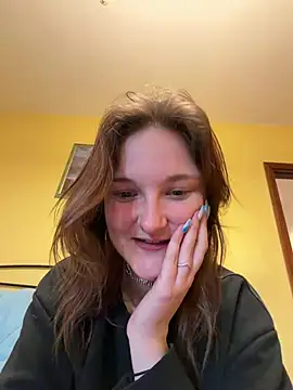 Snapshot of ViviLuu chatting on April 8, 2026, 5:24 pm ViviLuu online show from April 8, 2026, 5:24 pm