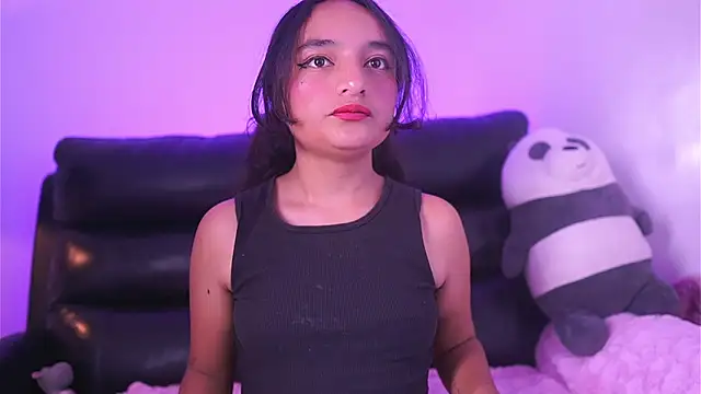  emily jonexs online show from July 9, 2026, 10:14 pm