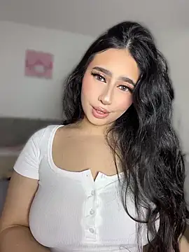 Snapshot of Sofiia_Vegaa chatting on June 17, 2026, 3:42 am Sofiia Vegaa online show from June 17, 2026, 3:42 am