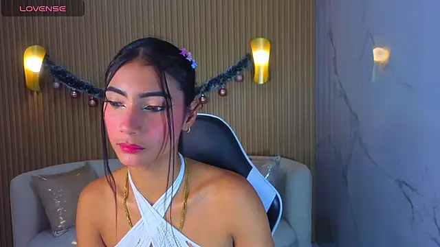 Perla Moon Tx online show from February 7, 2026, 12:42 pm