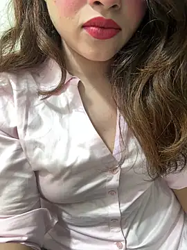 riya sharma11 online show from May 1, 2026, 7:29 pm