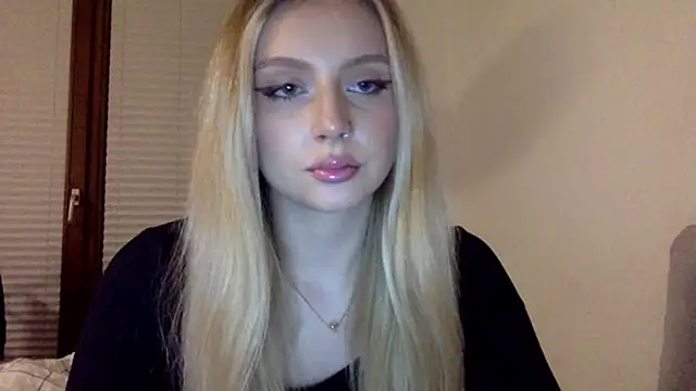 MayaWetDream online show from February 24, 2026, 8:51 pm