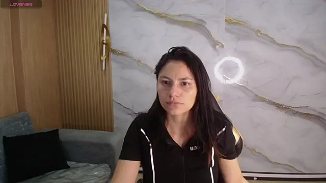 rox luxury tf online show from June 11, 2026, 12:47 pm