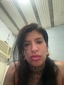 blueluna26 online show from February 9, 2026, 5:33 am