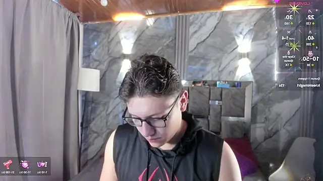 Manson and Zoe online show from June 8, 2026, 11:32 am