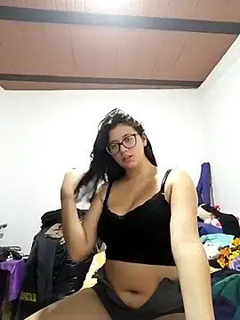 Dahlia-Rose online show from March 7, 2026, 2:08 am