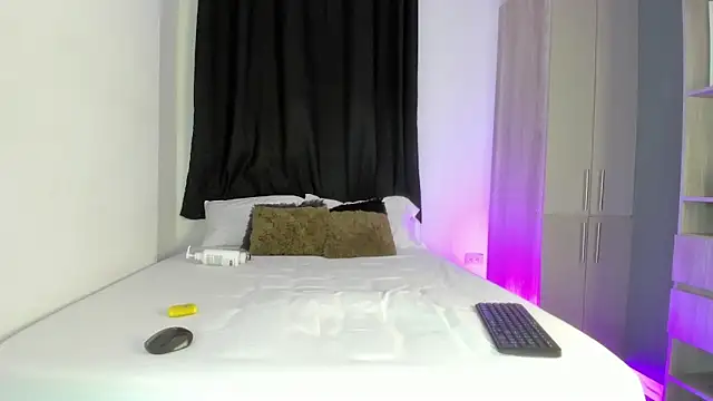 AriSweet  online show from March 14, 2026, 3:23 am