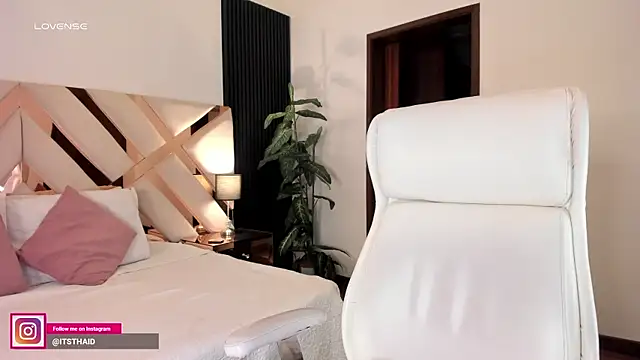 Snapshot of missthailand_ chatting on April 13, 2026, 11:21 pm missthailand online show from April 13, 2026, 11:21 pm