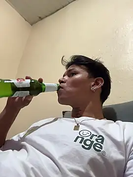 Snapshot of seucasal chatting on February 24, 2026, 12:08 am seucasal online show from February 24, 2026, 12:08 am