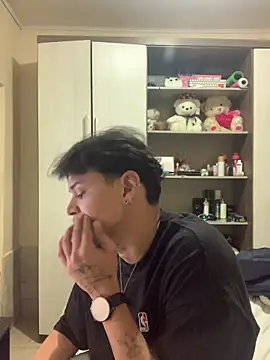 Snapshot of seucasal chatting on June 25, 2026, 8:57 pm seucasal online show from June 25, 2026, 8:57 pm