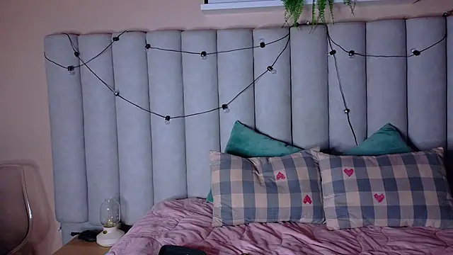 Snapshot of FernandaBrown__ chatting on March 15, 2026, 11:38 am FernandaBrown online show from March 15, 2026, 11:38 am