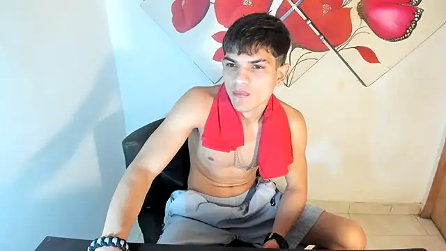 Jesshot bigcock20cm online show from May 28, 2026, 4:43 am