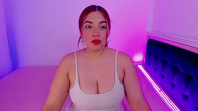 Angelica  Red online show from April 13, 2026, 4:18 am