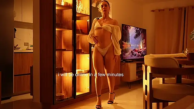 Madisonlara1 online show from June 14, 2026, 3:25 pm