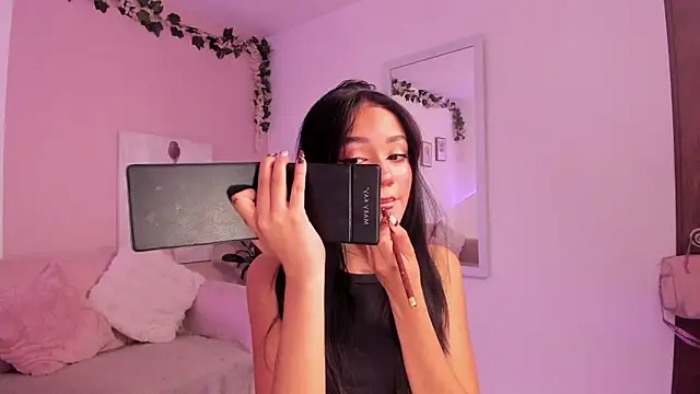 Mila jenner online show from March 20, 2026, 3:50 pm