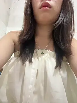 DoliceGirl2k online show from April 27, 2026, 12:58 pm