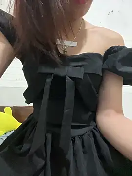 DoliceGirl2k online show from May 2, 2026, 12:21 pm