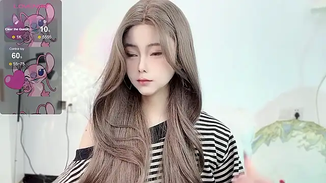 Snapshot of Memeli0 chatting on March 4, 2026, 3:56 am Memeli0 online show from March 4, 2026, 3:56 am