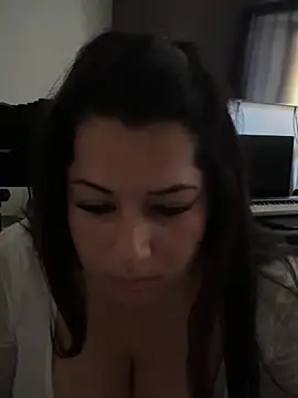 Snapshot of Michelavip chatting on April 29, 2026, 10:08 am Michelavip online show from April 29, 2026, 10:08 am