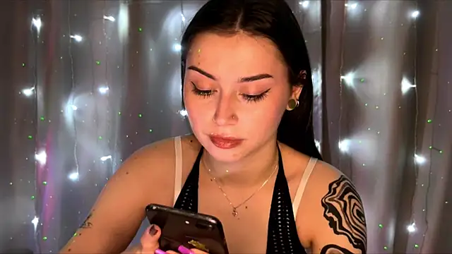 Snapshot of bellarison chatting on March 6, 2026, 7:54 pm bellarison online show from March 6, 2026, 7:54 pm